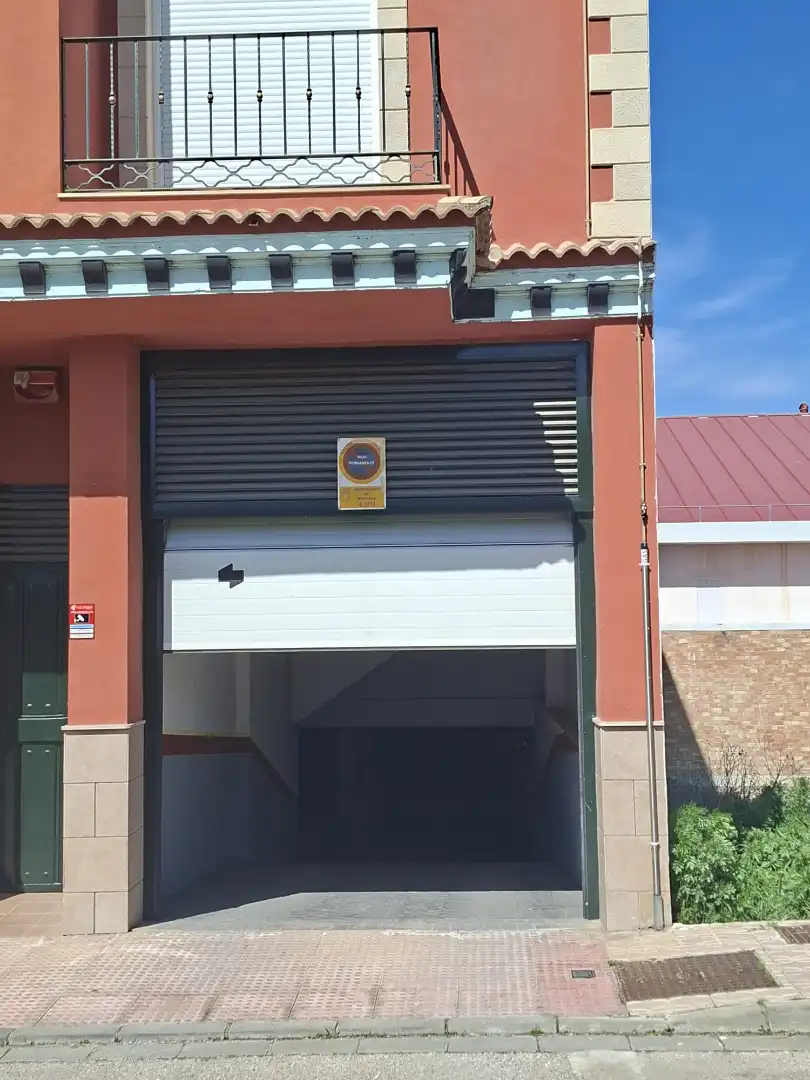 Aparcament amb ascensor en venda a Mengíbar, imagen 2
