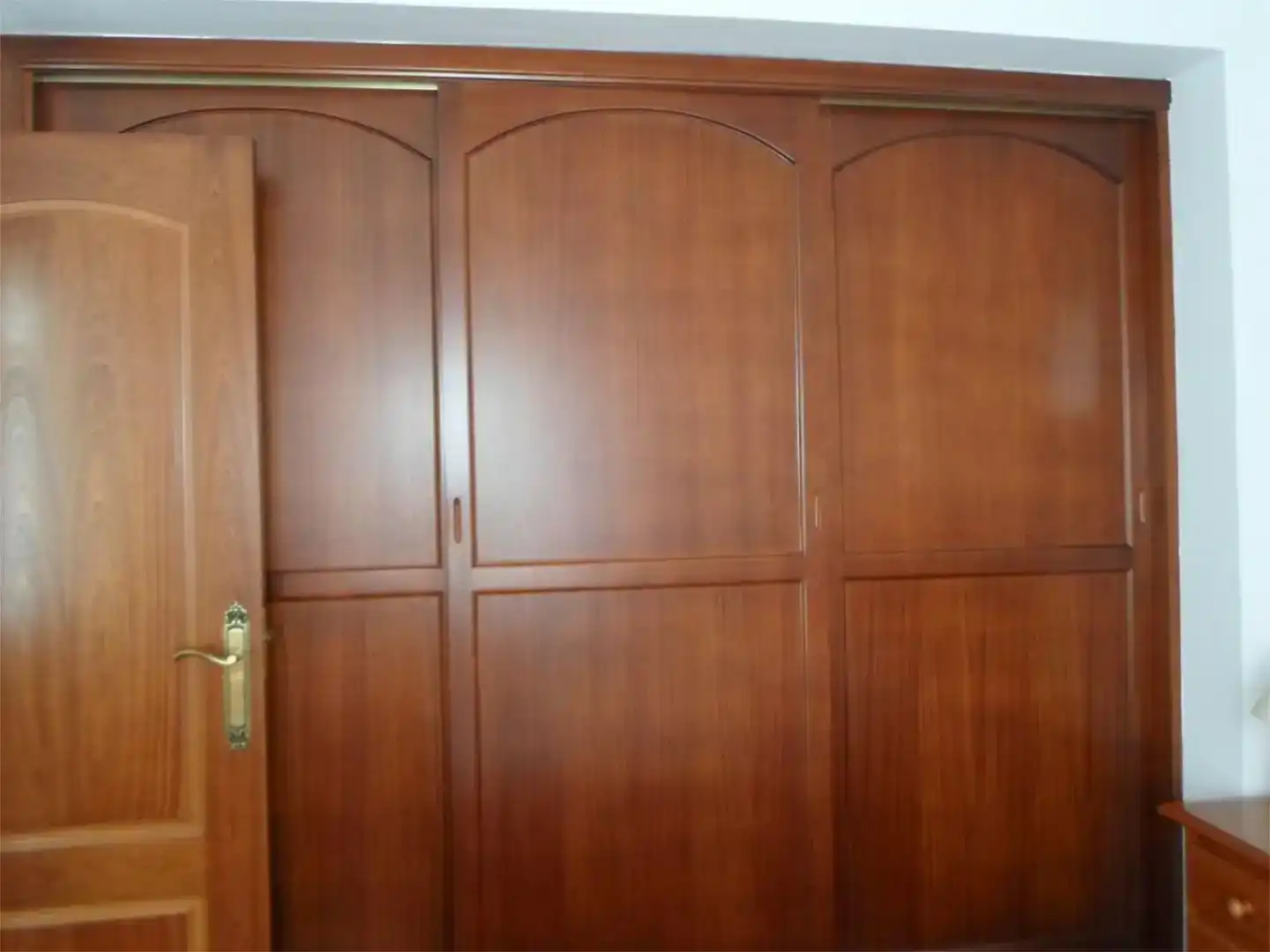Schlafzimmer von Haus oder Chalet zur Miete in Miño mit Privatgarten, Abstellraum und Möbliert