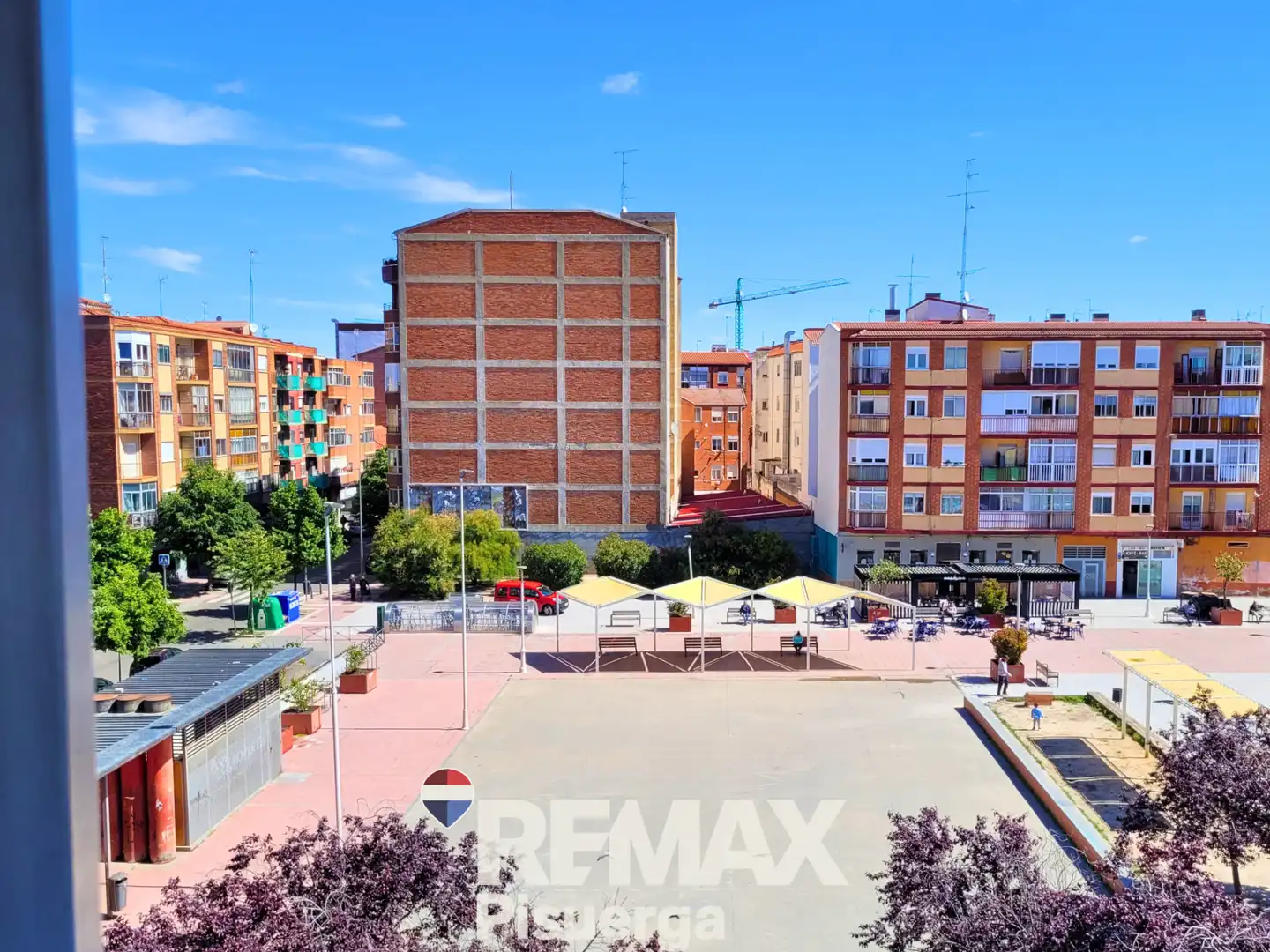 Vista exterior de Piso en venta en Valladolid con Calefacción y Balcón
