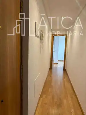 Piso en venta en Villares de la Reina con Calefacción, Terraza y Trastero