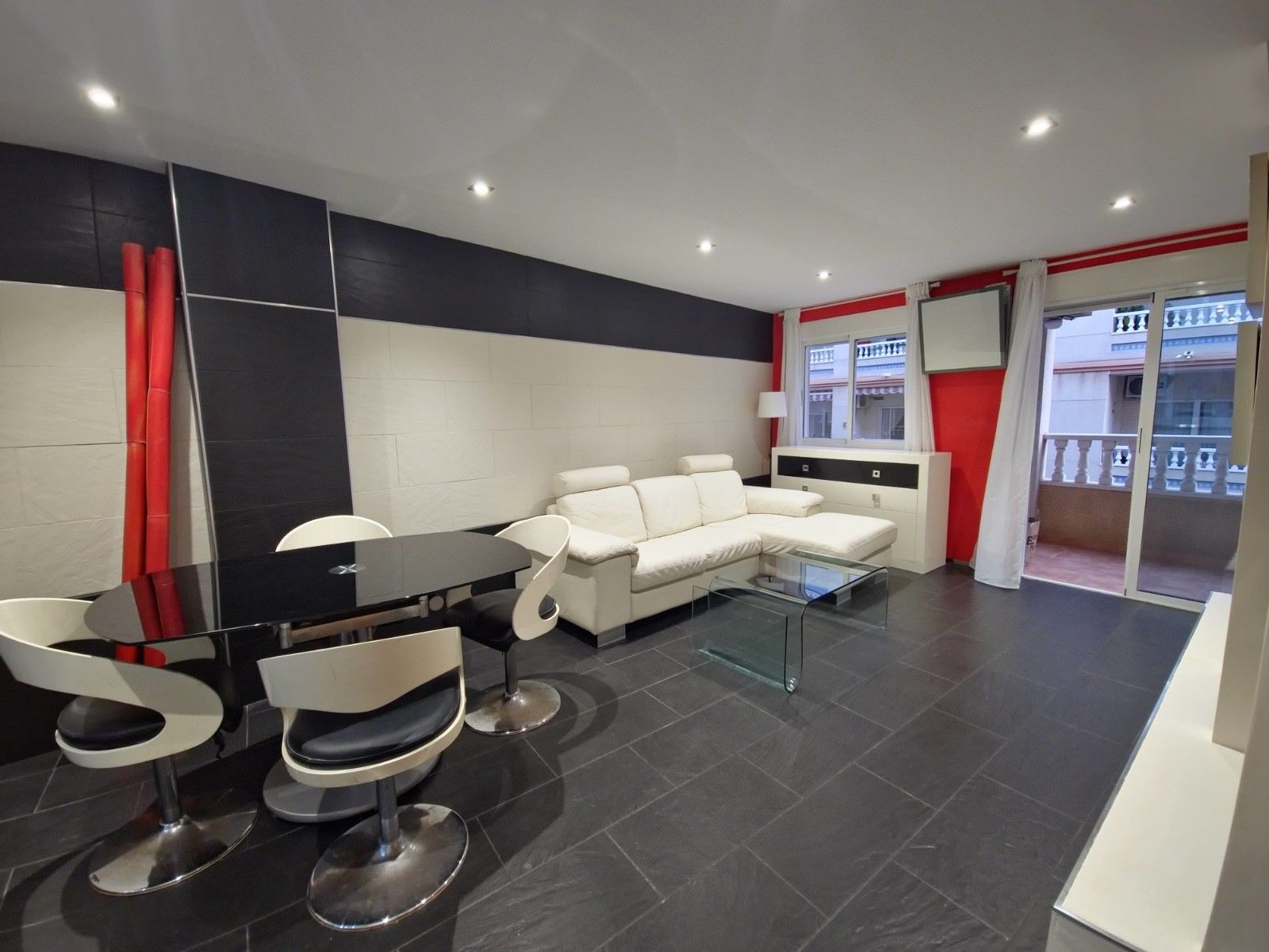 Apartment for sale in Las Piscinas Naturales, Playa del Cura