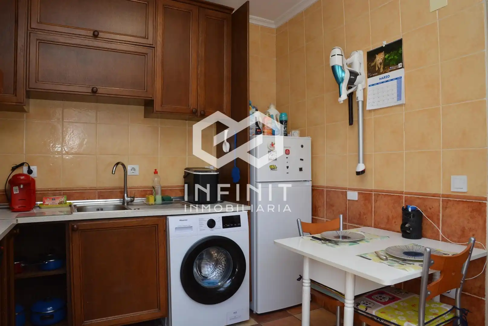 Cocina de Casa o chalet en venta en Valdeaveruelo con Calefacción, Jardín privado y Terraza