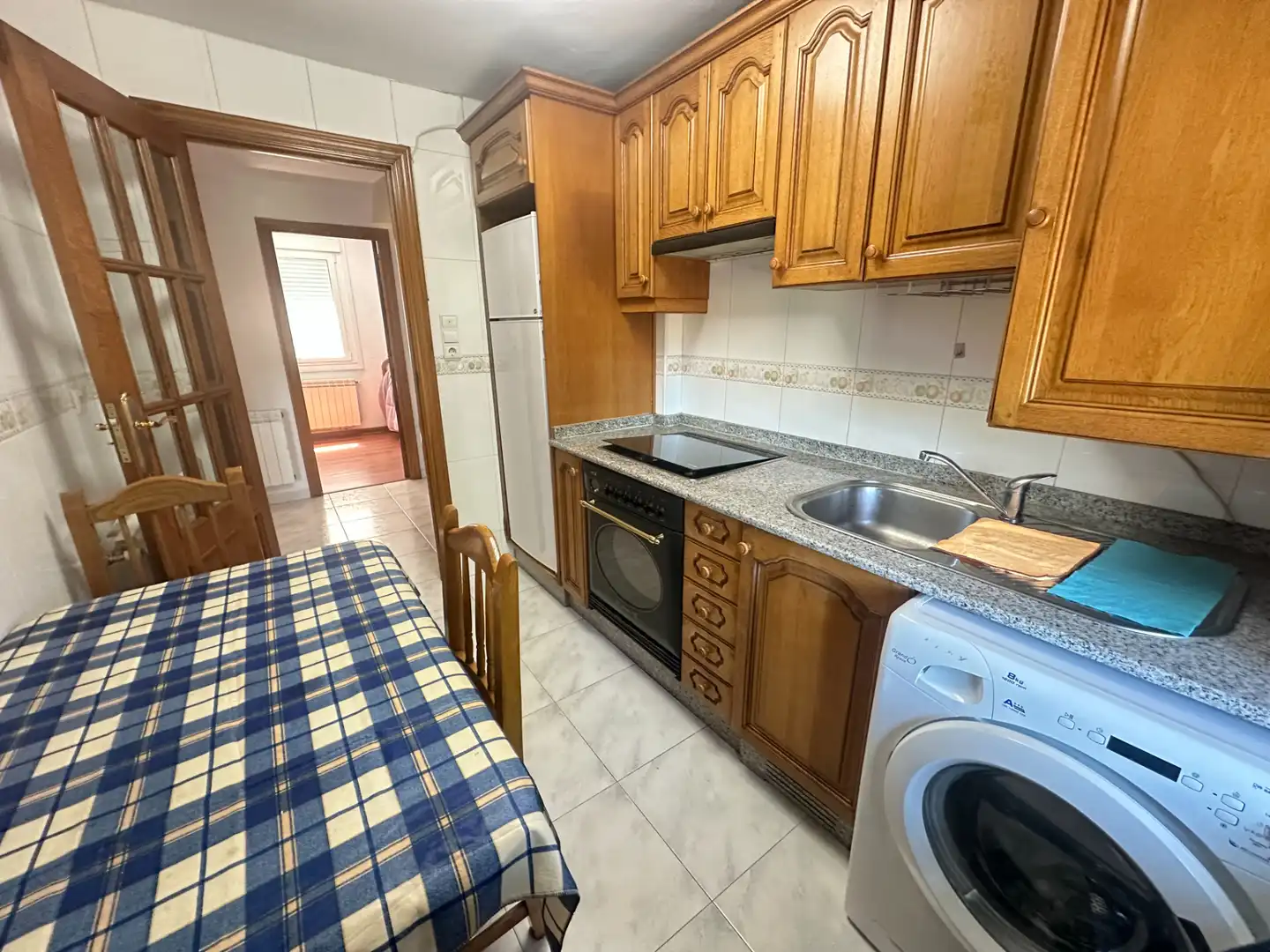 Cocina de Piso de alquiler en Santiago de Compostela  con Calefacción y Amueblado