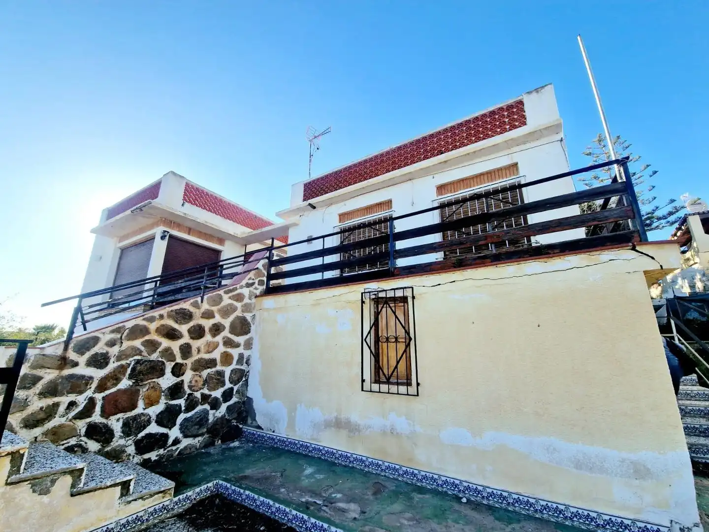 Exterior view of Houses for sale in Águilas  with Private garden, Terrace and Storage room