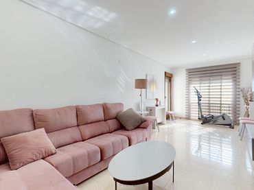 Piso con balcón en venta en ALC SANTIAGO ARREBA