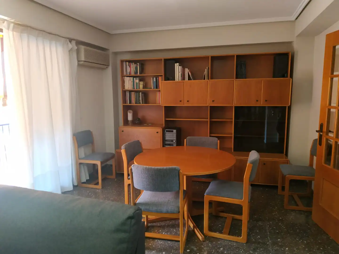 Comedor de Piso de alquiler en Valencia con Amueblado, Horno y Lavadora