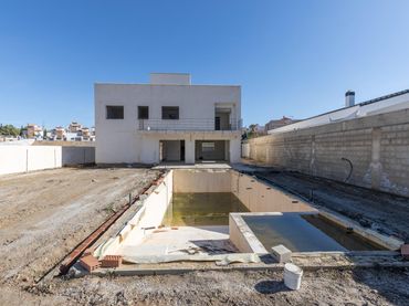 Xalet amb balcó en venda a Calle Puntal de las Siete Lagunas 18