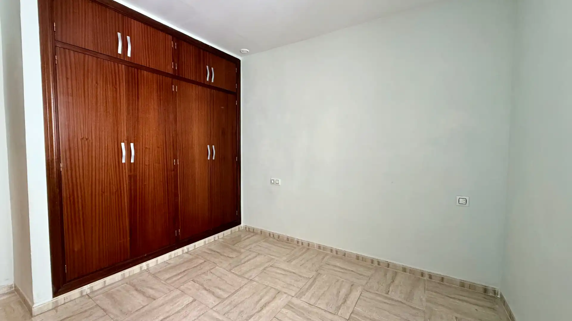 Habitación de Piso en venta en Cádiz con Aire acondicionado
