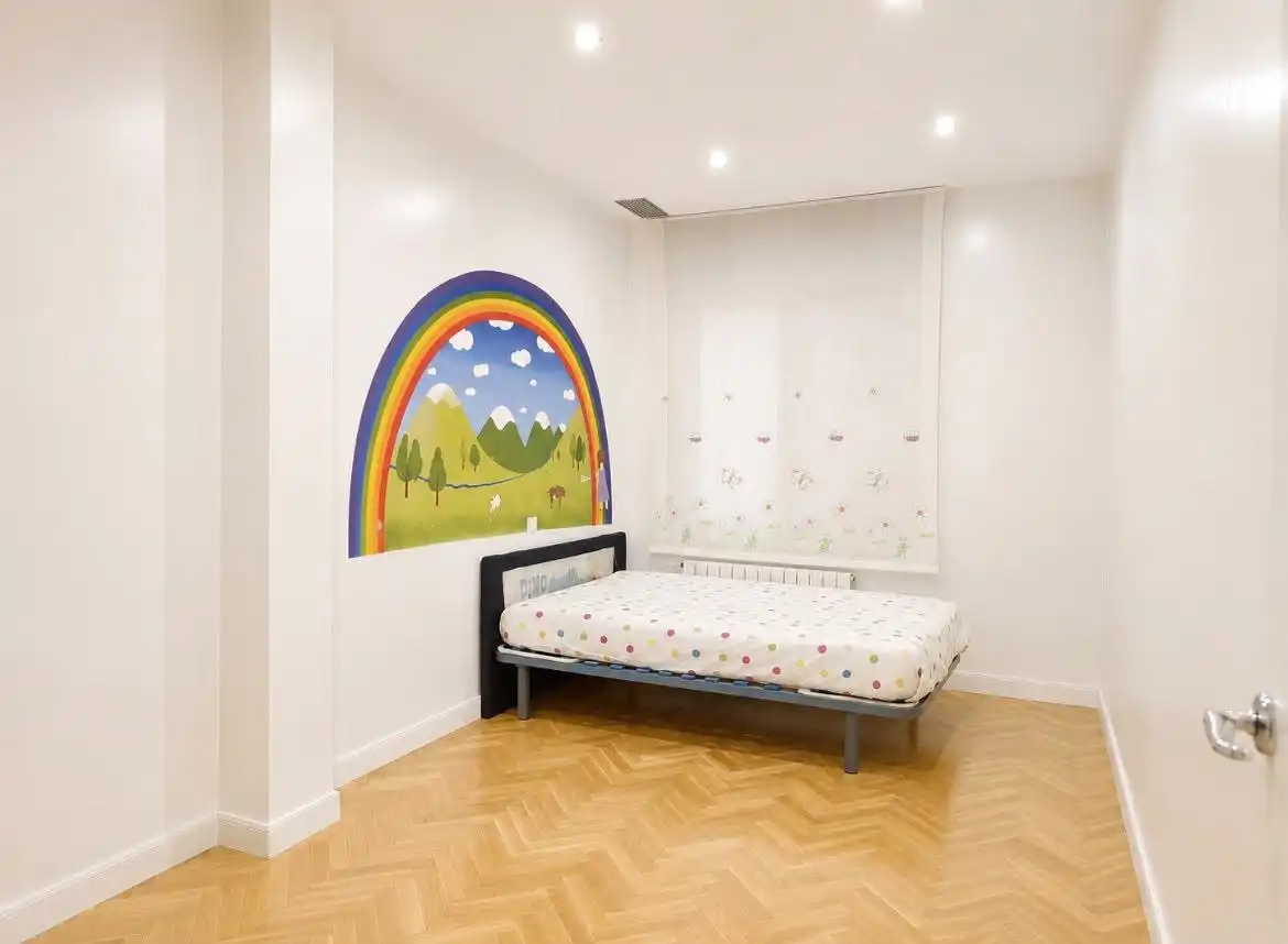 Habitación de Piso de alquiler en Zaragoza con Aire acondicionado, Calefacción y Parquet