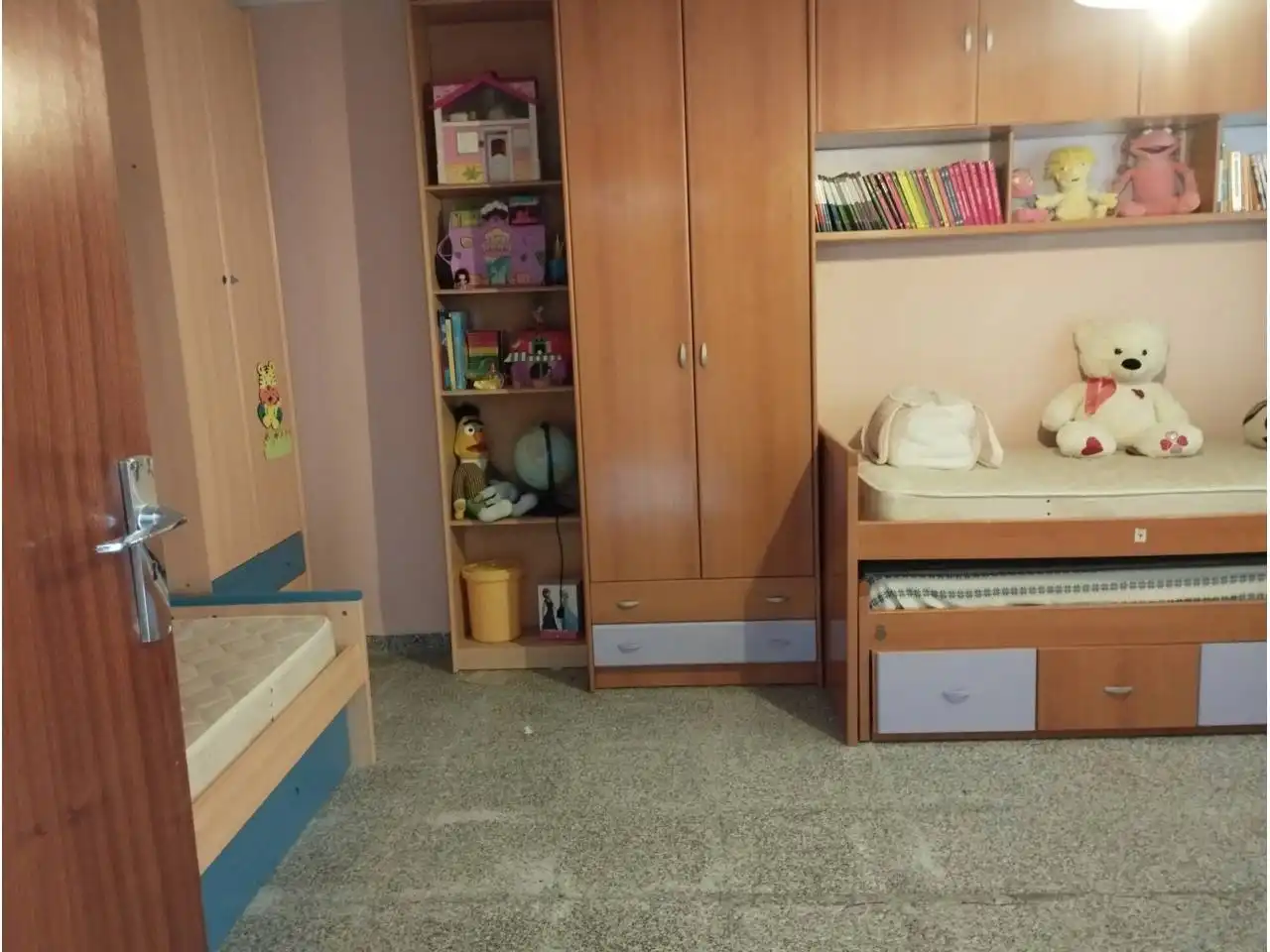 Dormitori de Casa o xalet en venda en Luciana