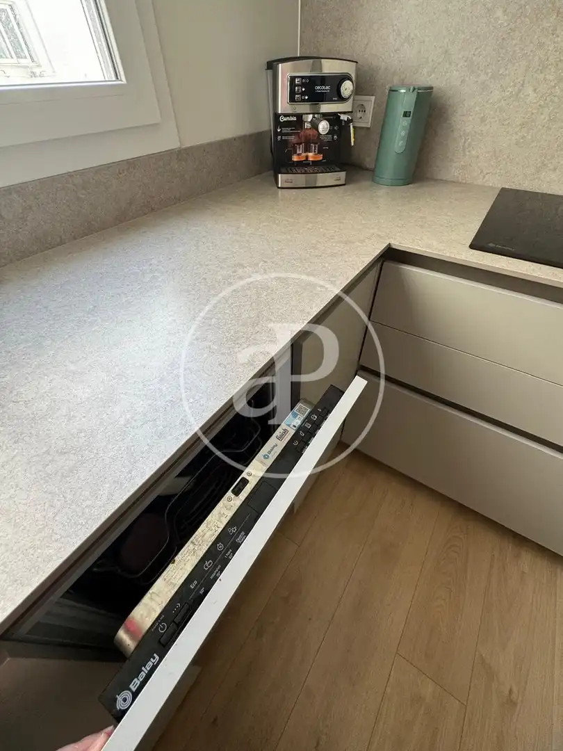 Kitchen of Flat for rent in Valencia  with Air Conditioner, Heating and Furnished