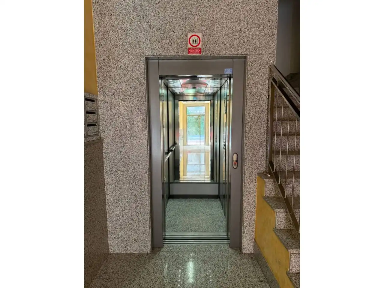 Flat for sale in Murcia  with Air Conditioner, Storage room and Furnished