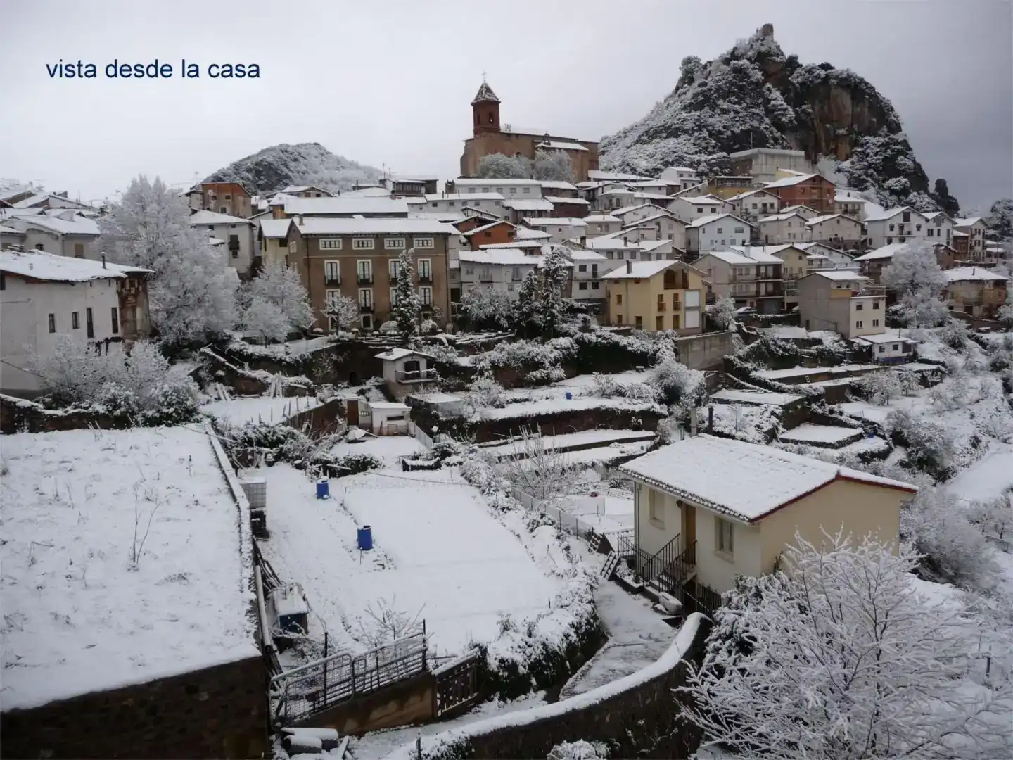 Vista exterior de Casa o chalet en venta en Nieva de Cameros con Jardín privado