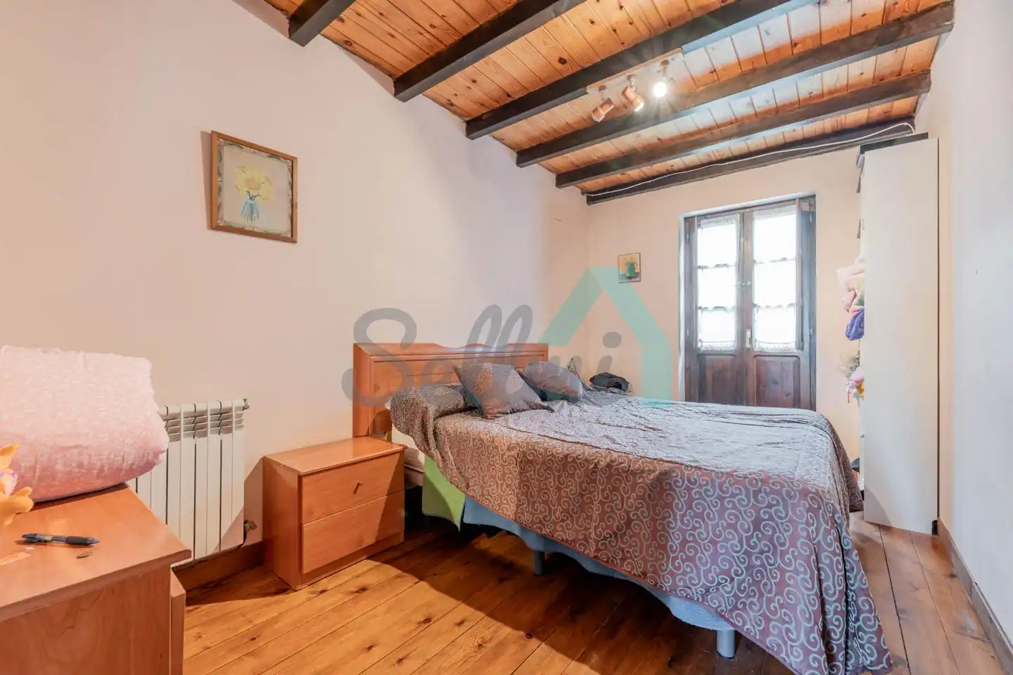 Dormitori de Casa o xalet en venda en Llanes amb Calefacció, Jardí privat i Parquet
