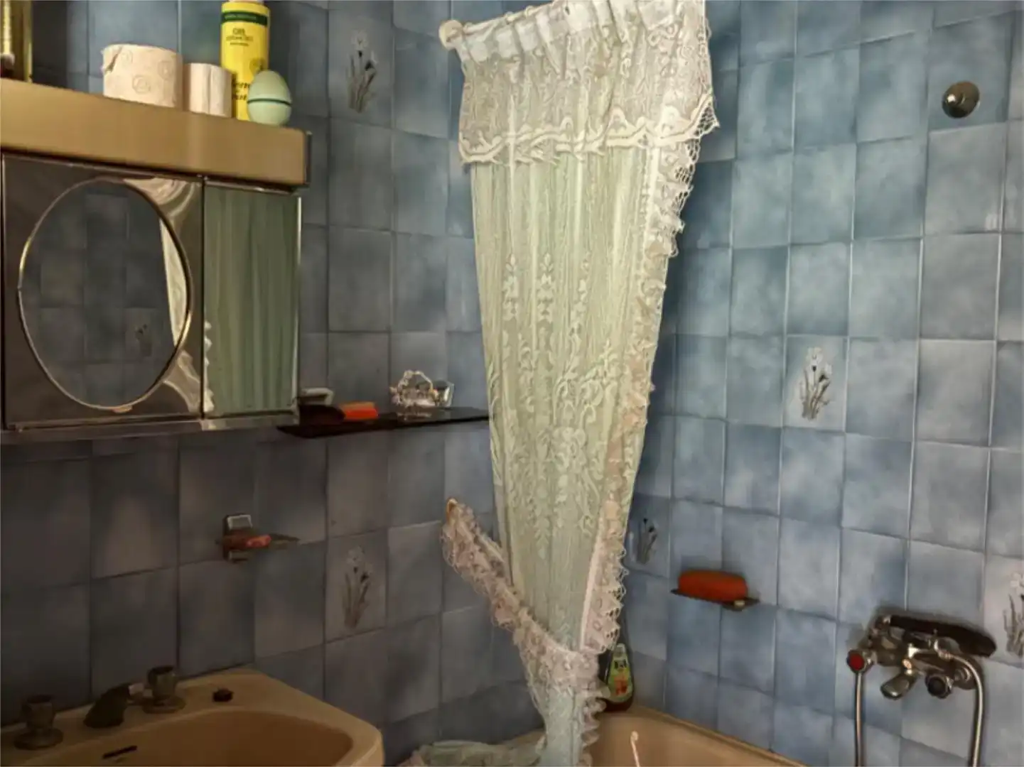 Baño de Piso en venta en Sandiás con Jardín privado, Trastero y Amueblado
