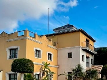 Oficinas en venta en Avenida Hacienda del Alamo 141