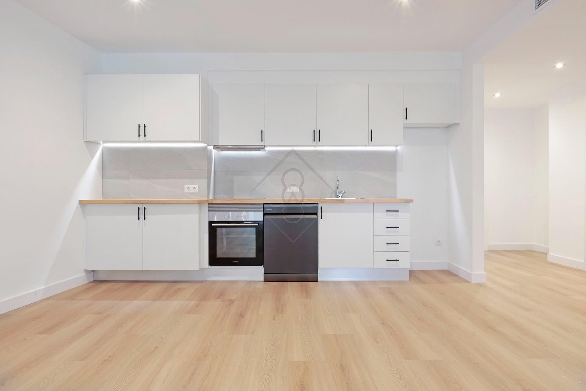 Cuina de Pis en venda en  Barcelona Capital amb Aire condicionat, Calefacció i Parquet