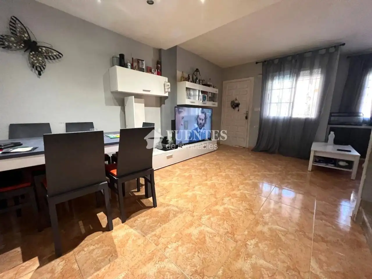 Vista exterior de Casa o chalet en venta en Santa Pola con Aire acondicionado, Terraza y Piscina comunitaria