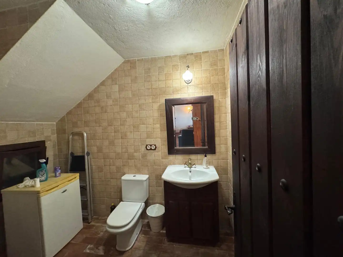 Bany de Casa o xalet en venda en Marbella amb Jardí privat, Terrassa i Piscina