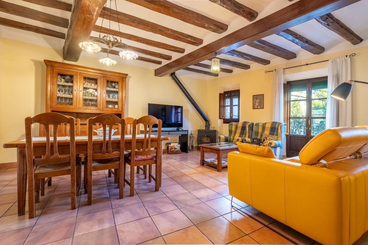 Living room of House or chalet for sale in L'Ametlla de Mar   with Air Conditioner, Heating and Parquet flooring