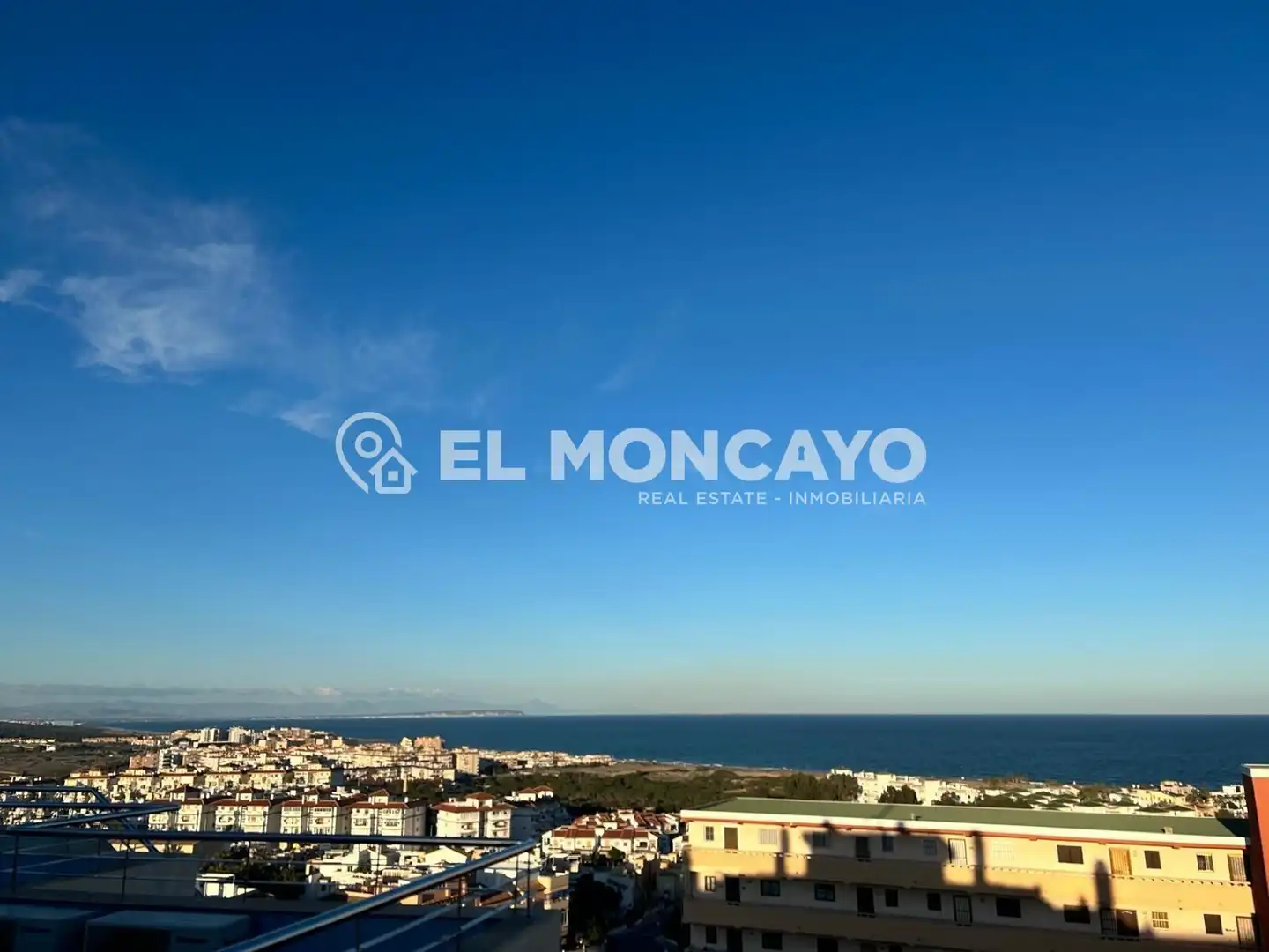 Ático en venta en Torrevieja con Calefacción, Terraza y Trastero