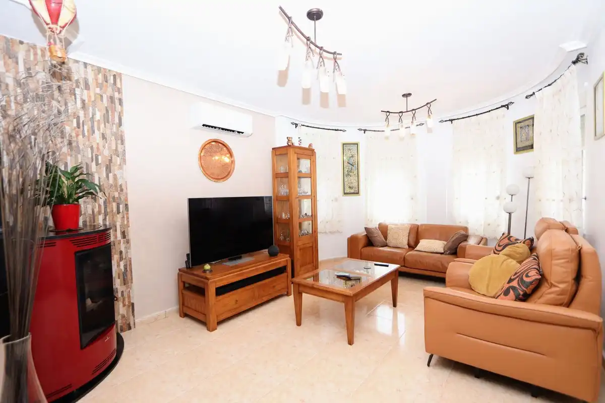 Sala d'estar de Casa o xalet en venda en Murcia amb Aire condicionat, Jardí privat i Terrassa