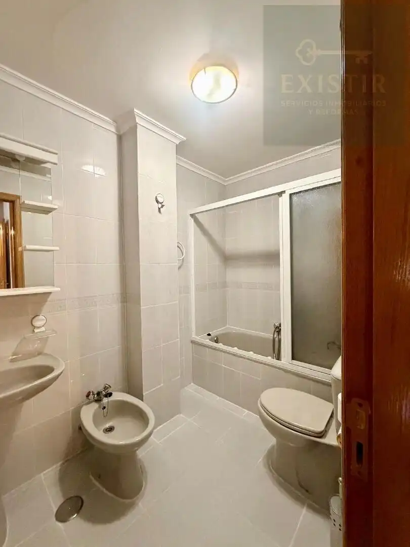 Piso en venta en Ave María