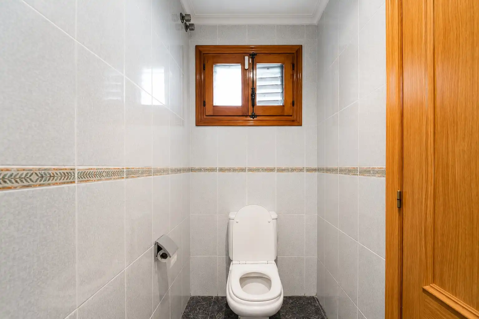Baño de Casa o chalet en venta en Chiva con Jardín privado, Terraza y Piscina