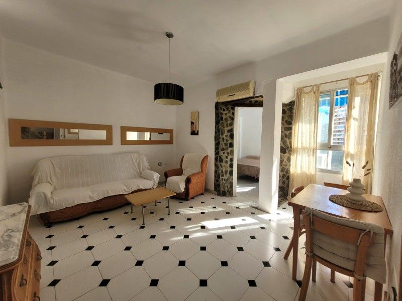 Living room of Flat for sale in Málaga Capital  with Air Conditioner, Heating and Oven