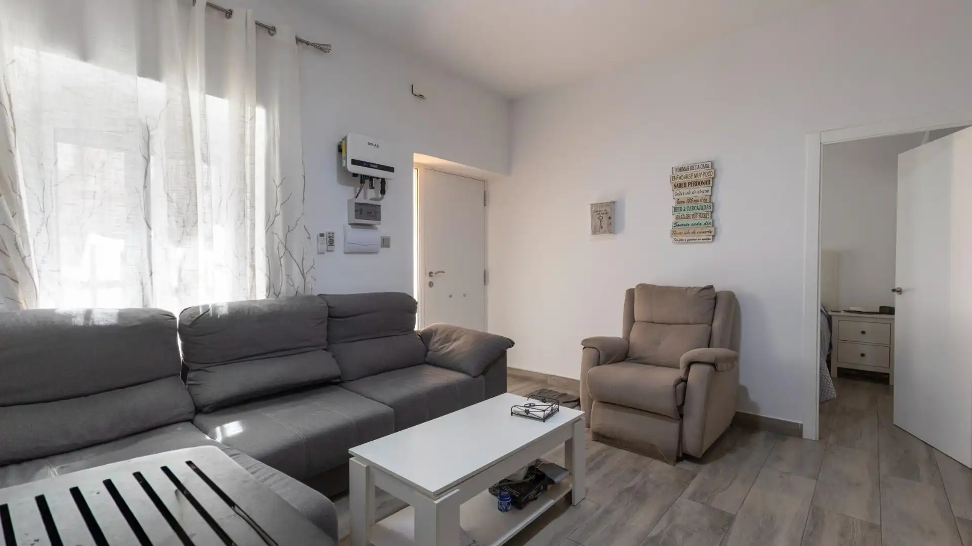 Living room of Single-family semi-detached for sale in Zafarraya  with Air Conditioner, Terrace and Balcony