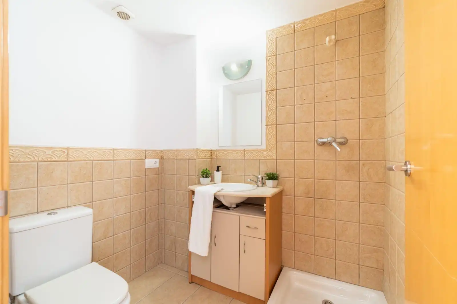 Appartement compact avec terrasse à vendre à Carrer Carrer Sector Alberes, imagen 12