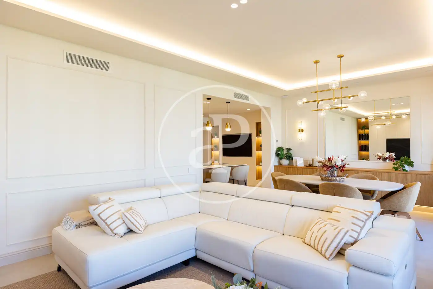 Living room of Flat for sale in Barcelona  with Air Conditioner, Heating and Furnished