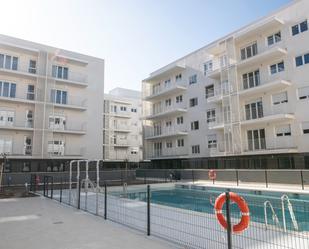 Piscina de Planta baixa de lloguer en  Granada Capital amb Terrassa, Forn i Piscina comunitària