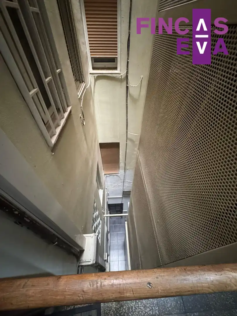 Flat for sale in Barcelona  with Balcony