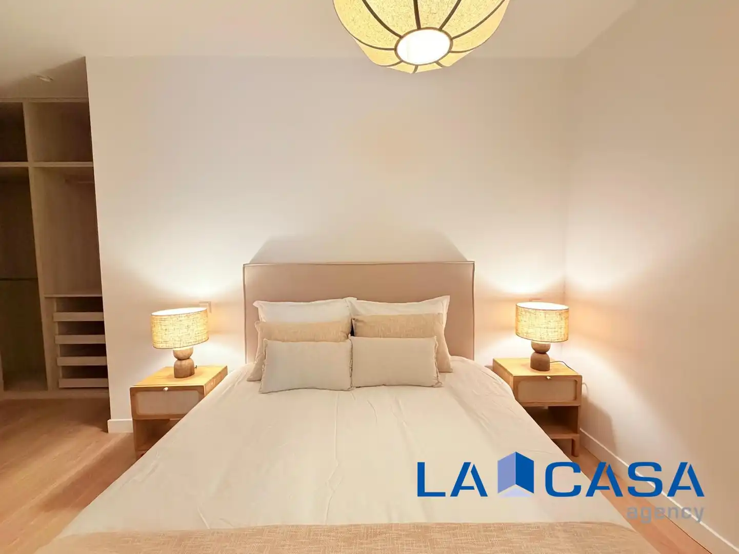 Habitación de Planta baja en venta en Madrid con Calefacción
