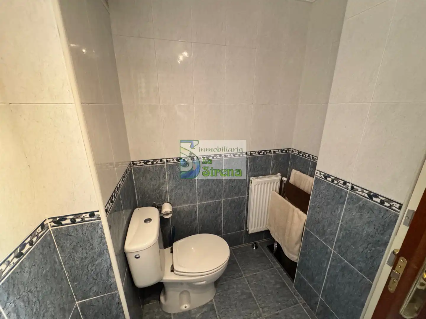Baño de Piso en venta en Castro-Urdiales con Calefacción, Terraza y Trastero