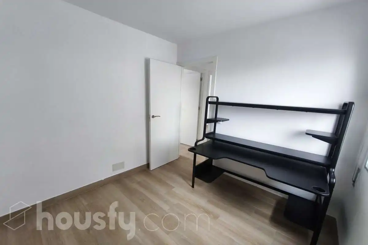Flat for rent in Calle de Lima, La Avanzada - La Cueva