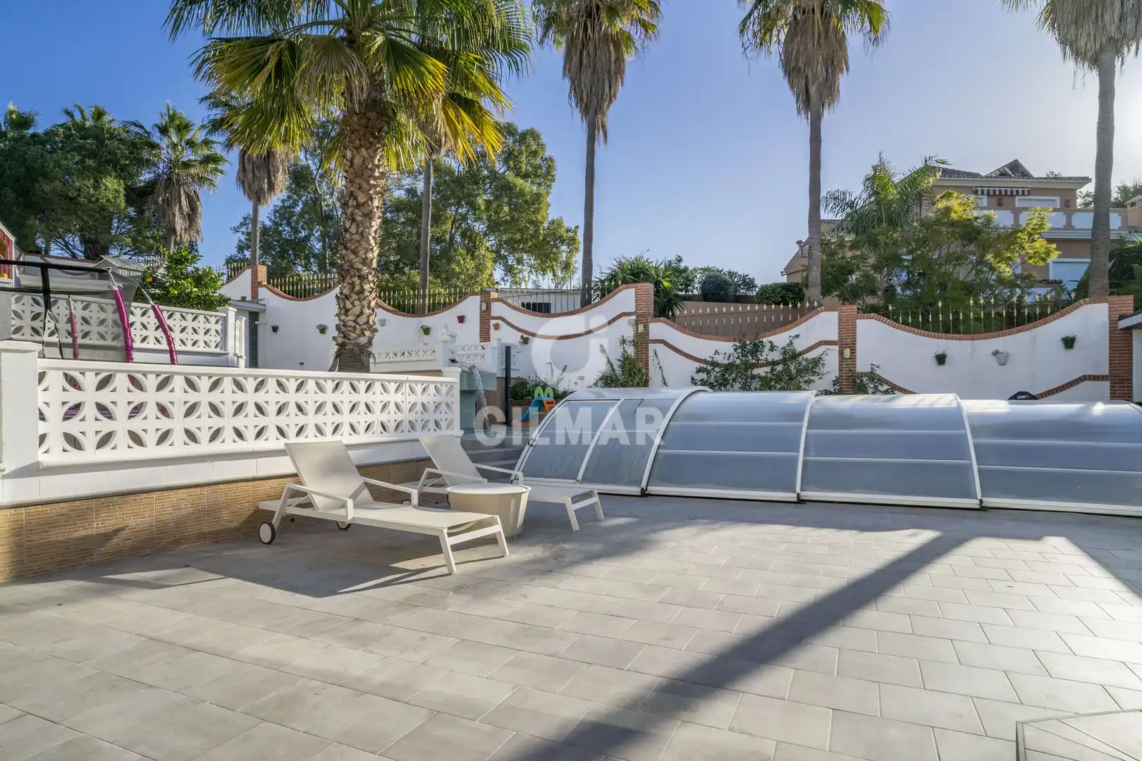 Terrassa de Casa o xalet en venda en Estepona amb Jardí privat i Piscina