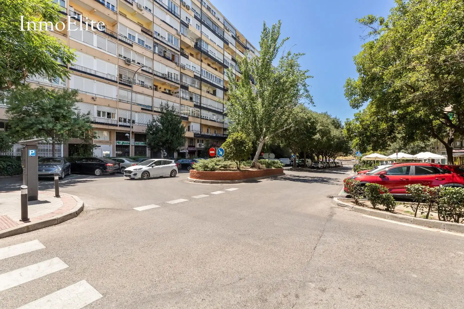 Exterior view of Flat for sale in Madrid  with Heating, Parquet flooring and Storage room