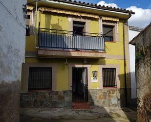 Exterior view of House or chalet for sale in Casas de Millán  with Private garden