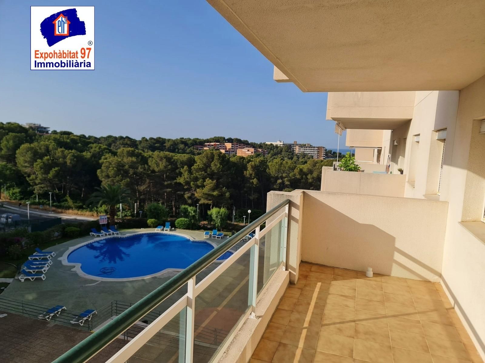 Piscina de Apartamento en venta en Salou con Aire acondicionado, Jardín privado y Terraza