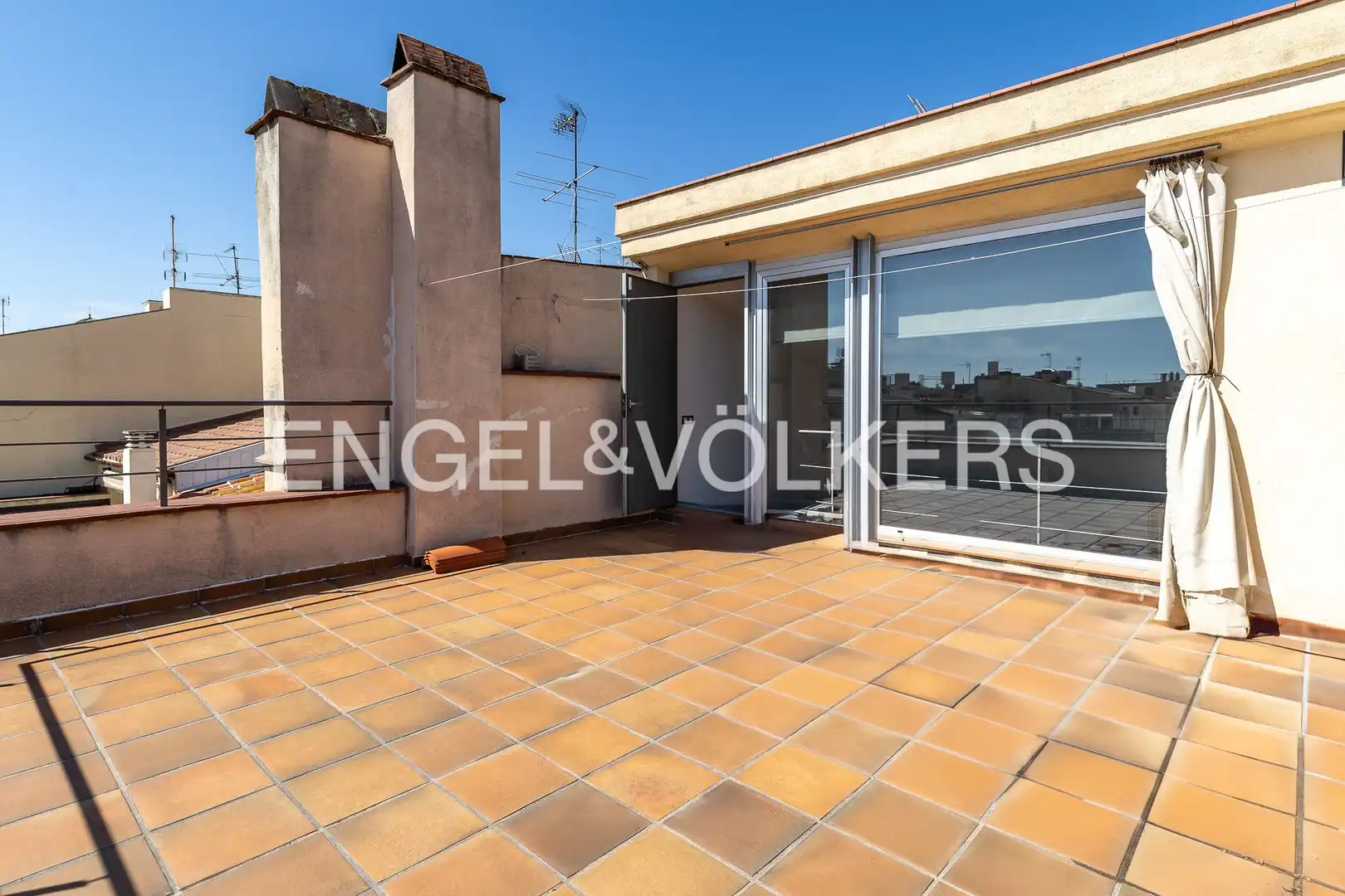 Terrassa de Casa o xalet en venda en Mataró amb Aire condicionat, Calefacció i Jardí privat