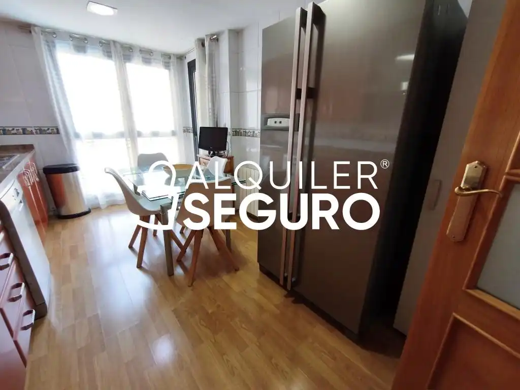 Kitchen of Flat for rent in Alicante / Alacant  with Air Conditioner, Heating and Terrace