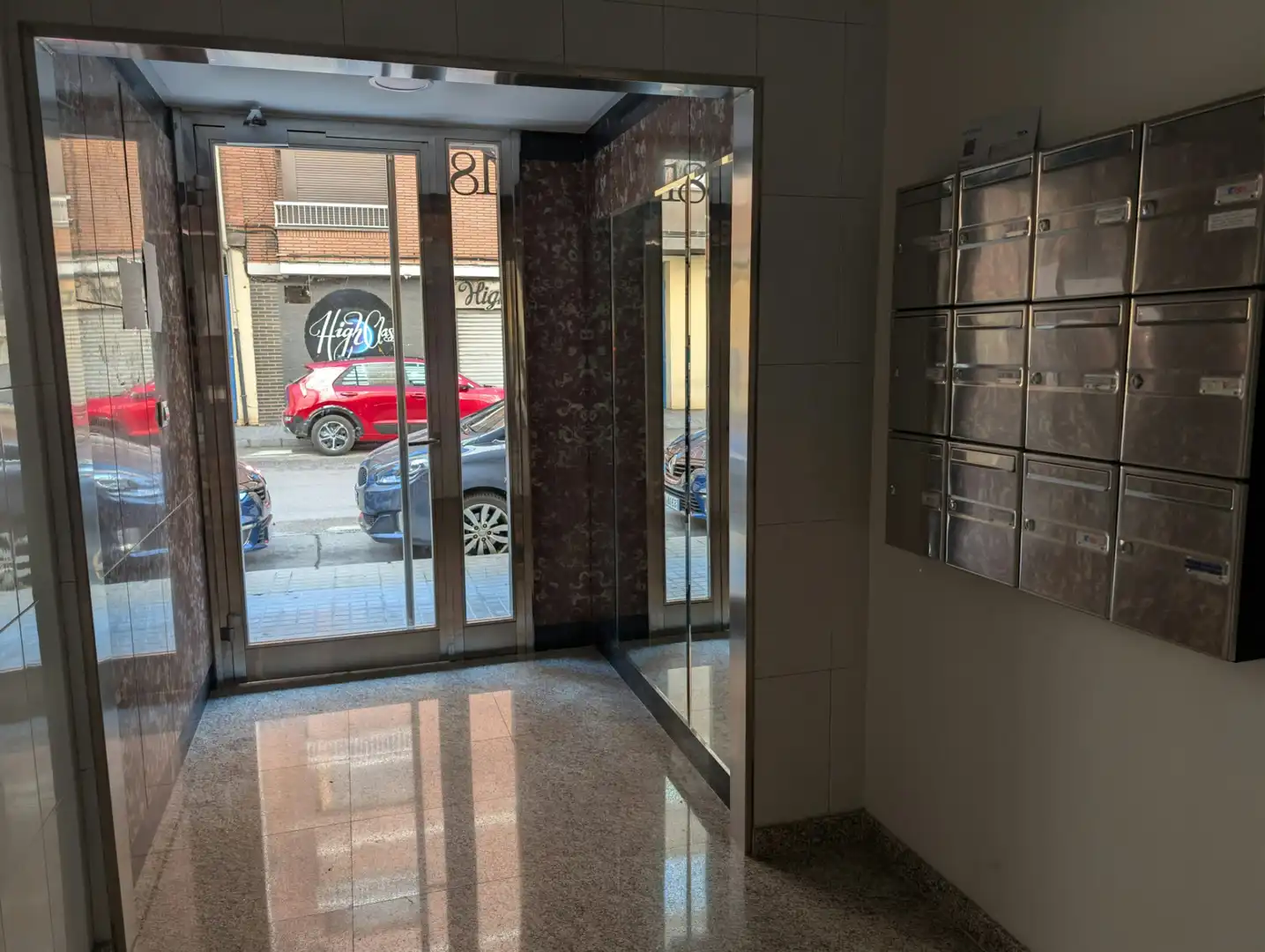 Piso en venta en Flores de Sil - La Placa