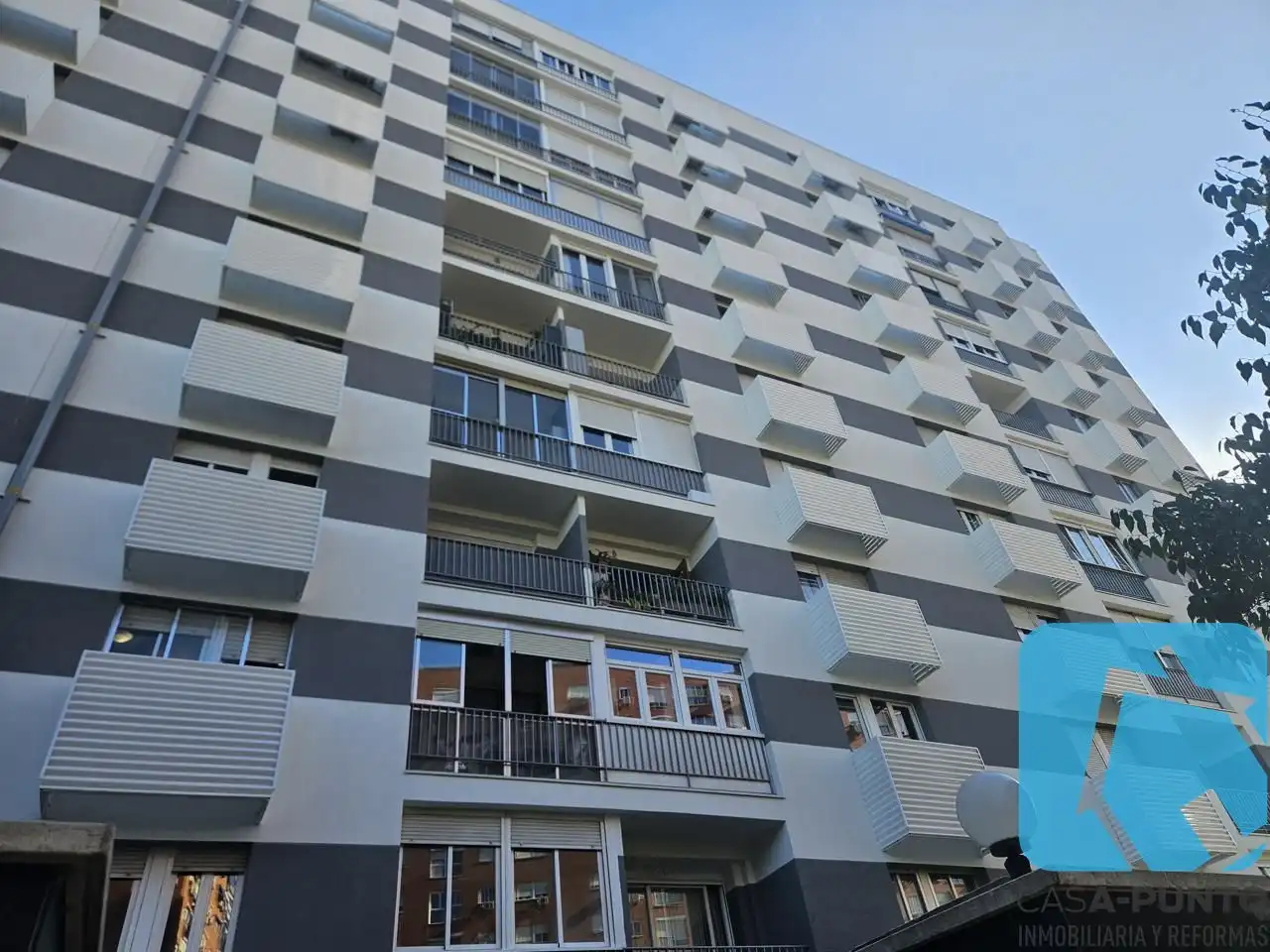 Flat for sale in Calle Chantada