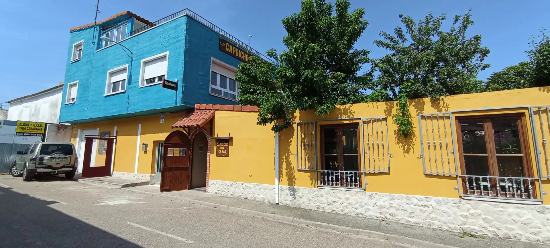 Vista exterior de Casa o xalet en venda en Valladolid amb Aire condicionat, Calefacció i Jardí privat