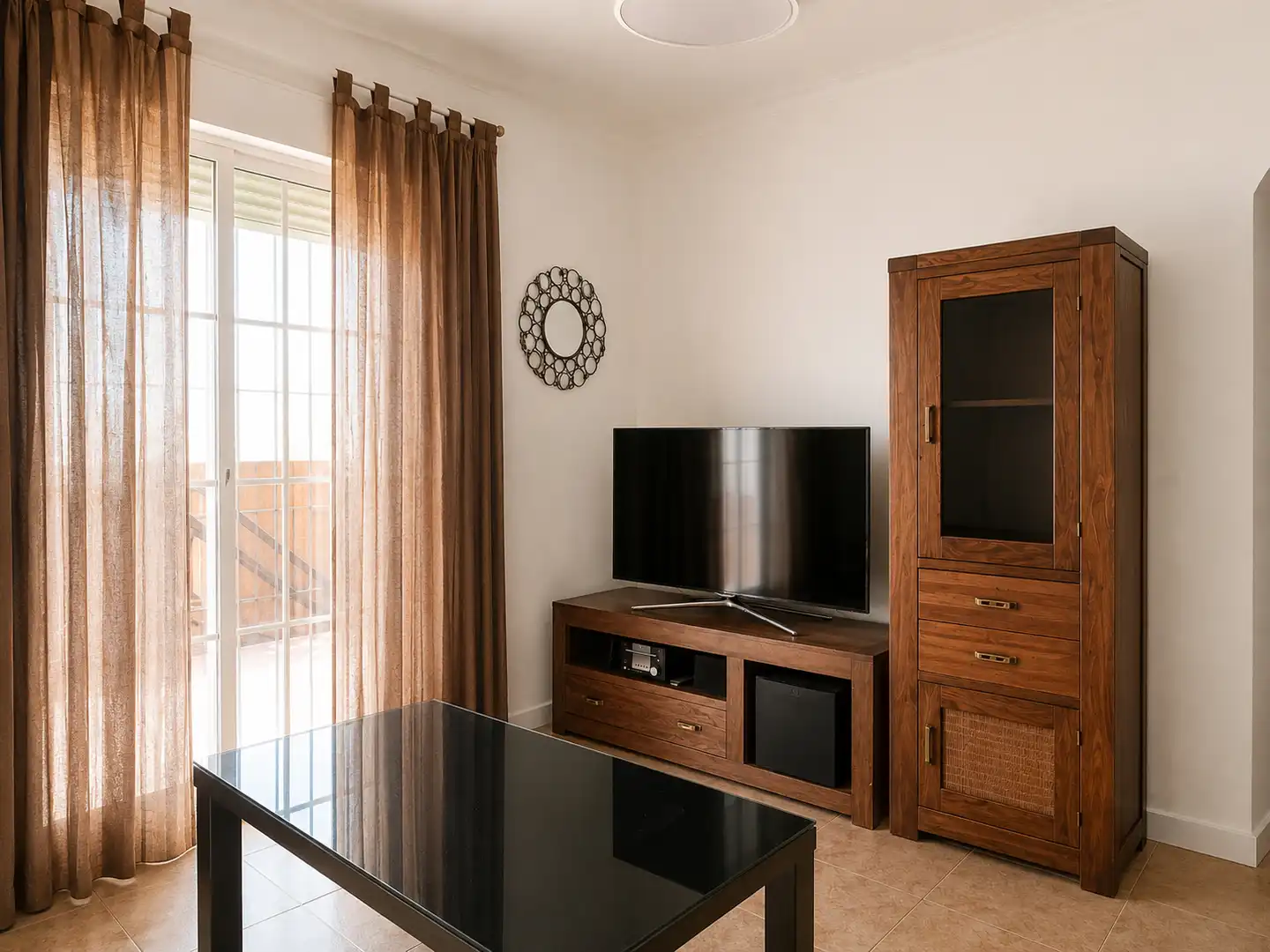 Sala d'estar de Planta baixa de lloguer en Algeciras amb Moblat, Forn i Rentadora
