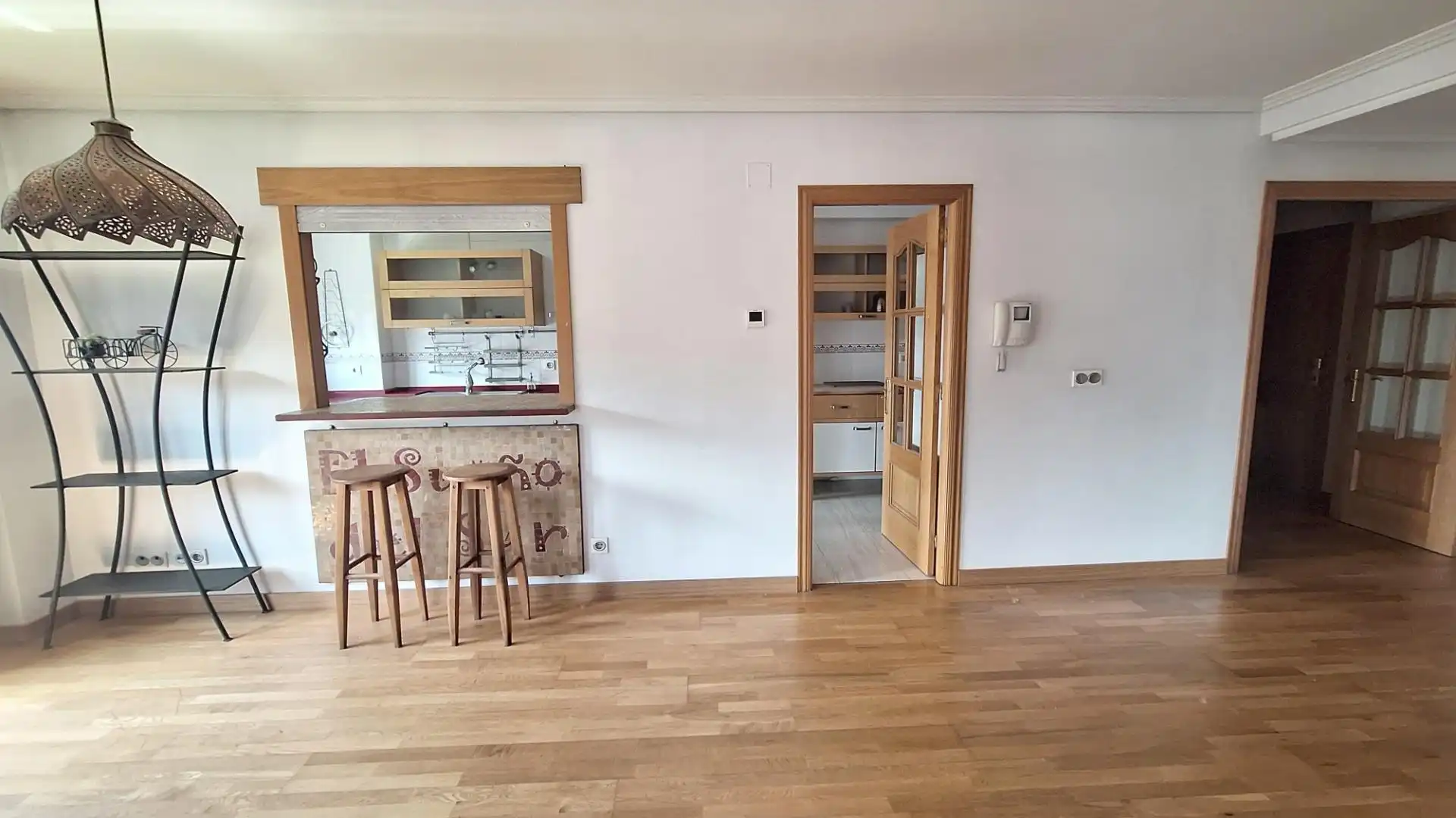 Piso en venta en Ponferrada con Calefacción, Trastero y Balcón