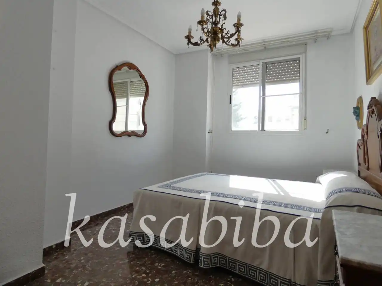 Piso en venta en Calle Ramón Muntaner, Avenida de la Paz
