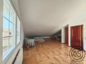 Casa o xalet en venda en La Puebla de Híjar amb Aire condicionat, Calefacció i Jardí privat